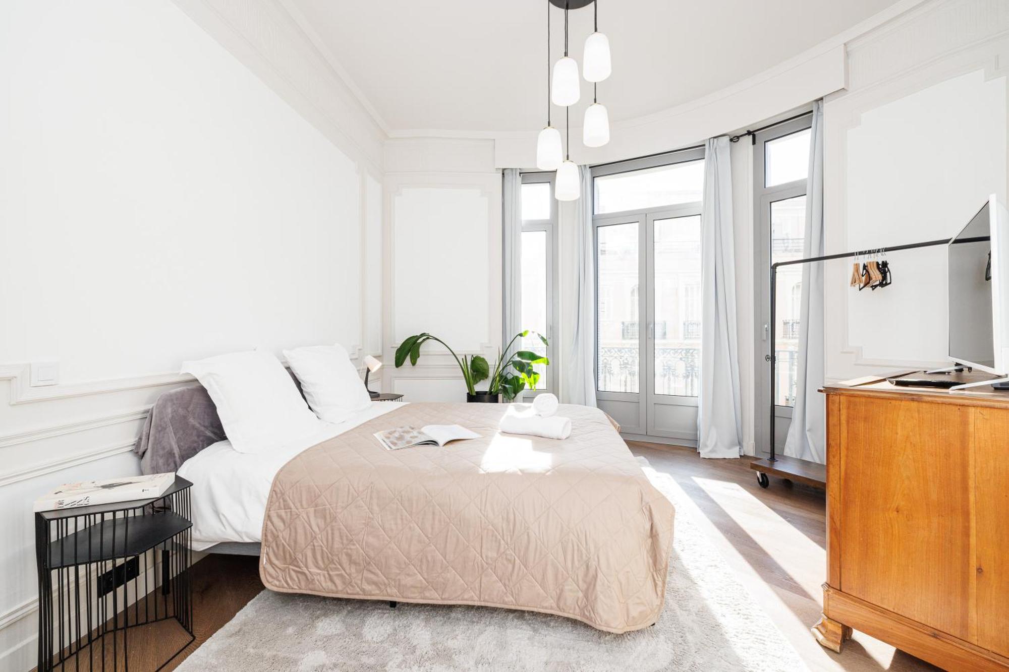 Vacances Au Palace - Happy Rentals Ментона Екстериор снимка