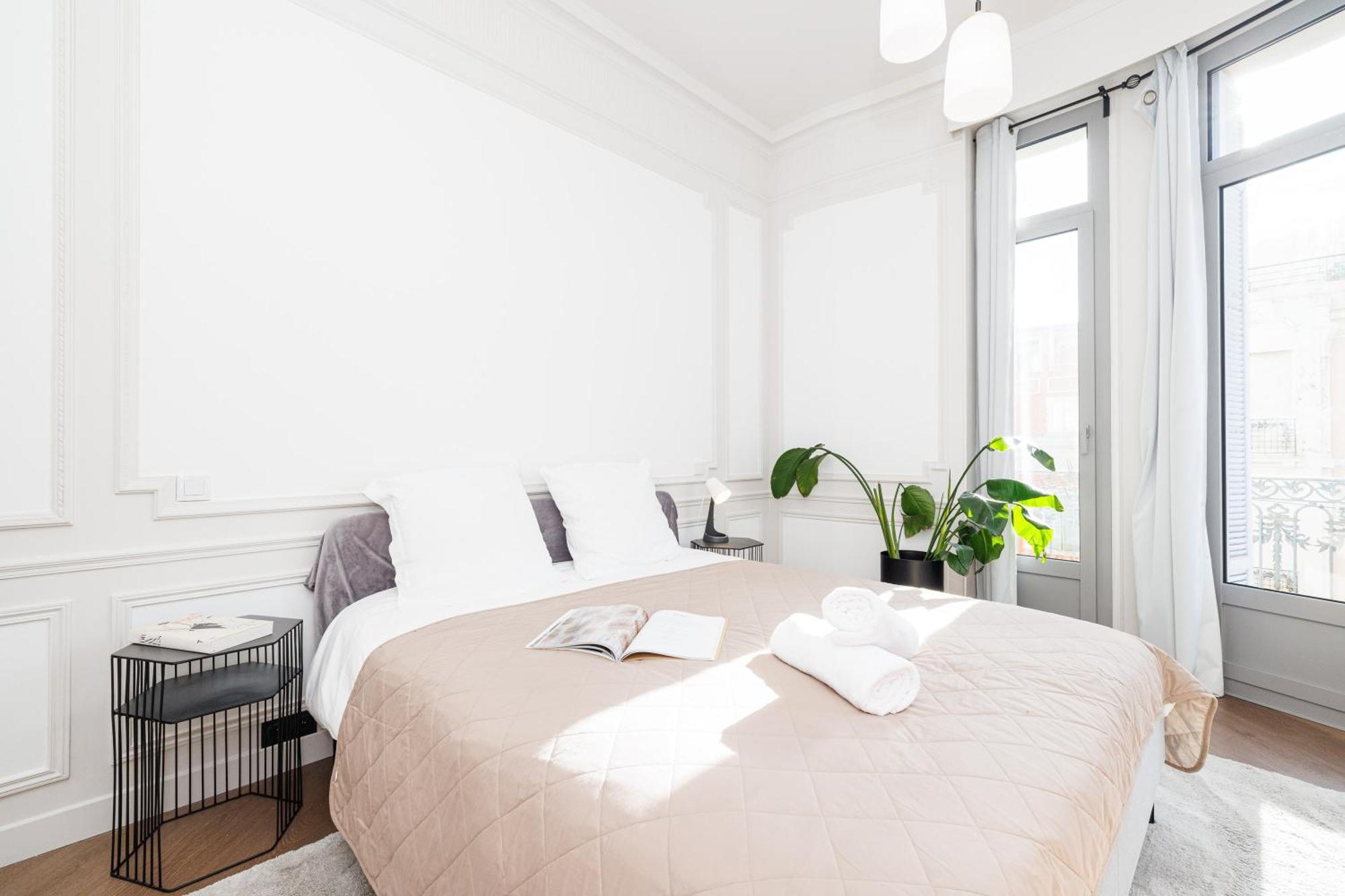 Vacances Au Palace - Happy Rentals Ментона Екстериор снимка